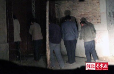 �ӱ�ɽ�|��ͱŮ���갸�ɷ����̾� �Qֻ�錤�̼�