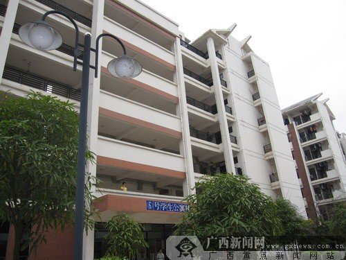 �W�N����H��У�������ݡ������ У�����J(�D)