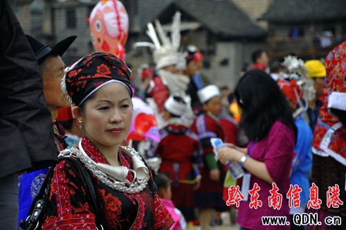 2011�F��������ù����_��¡���_Ļ���M�D��