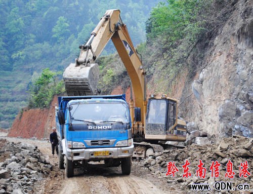 ��ƽ10877�fԪ�����ėlͨ�l(xi��ng)��·���D��