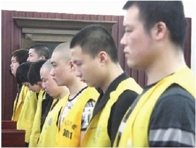 �Lɳ10���Ӟ��˒�����ӾWُ��ˎ�ٽ��(�D)