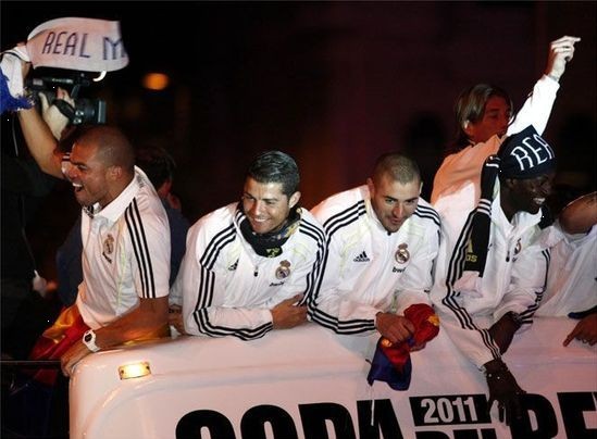 ���R�c���F�����ߡ� �������䱻�������(�D)