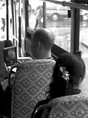 �����ڹ���܇�����ñ�yʽDVD�����SƬ(�D)