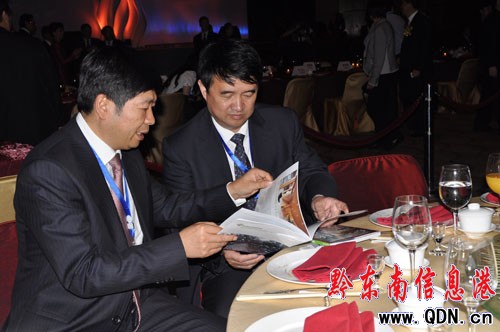 ��2011���F����Ʒչ���ڸ��e�� 1800��N��Ʒ���ࣨ�D��