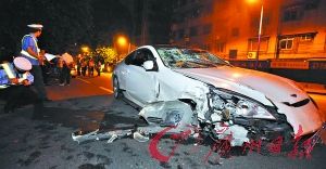 ��܇ǰ݆Ó�䣬��Ŀ���߷Q�䮔�r������܇����ӛ�߶Ž��z