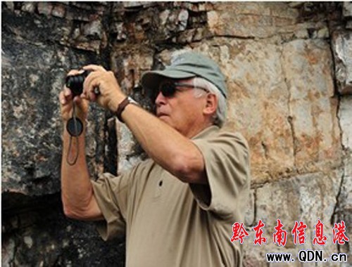 ���H�������ҽ�ķ•ɣ��������ʩ����˹�ص�ò�L�⣨�D��