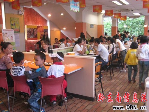 ����һ����ͯ���P���Њʘ����M�Ј���