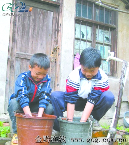 ���҂���������� 3��������Ȼ����ˮ��ײ�