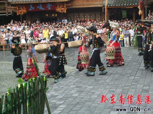 ����С�L�����g �������^���λ𱬣��D��