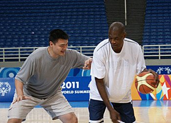 Ҧ�������؊W��(hu��)�@����(d��ng) �c�´�������һ��(du��)һ