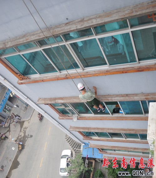 �T�i�p��ĸ�ӱ����T�� �Ľ�����