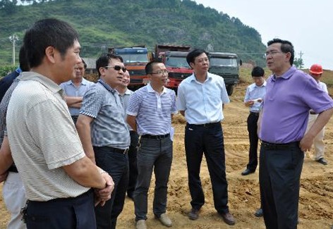 ���L���w�S��꠵���կҕ���Ŀ���O��r(�D)