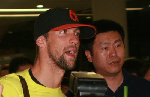 �Ơ���˹�֜�һ�Բ��l �C���cӛ�ߴ��挦��