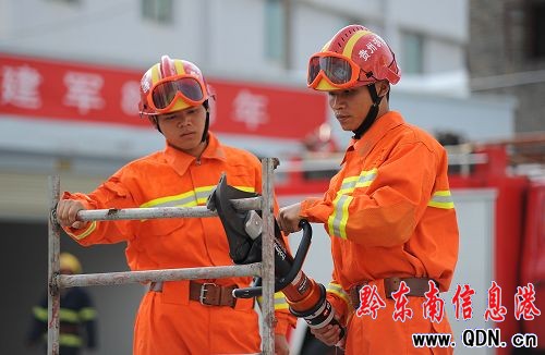 ��կ܊�������~ˮ��  �g��һ�Ñc�ѹ�(�D)