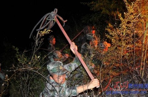 �ٱ����ϰѓ��Сƽ���������ɽ�ִ��(�D)