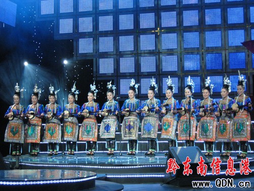 2011����F�ݸ質��ِ�Qِ�F�wِ�_ِ���D��