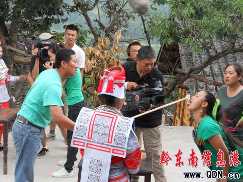 �F���lҕ����կ���桷���M�Sƽ���M�D��