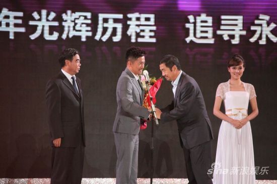 �K����@���P���؄e�� �����Ԫ�{٩ͯ��(�D)