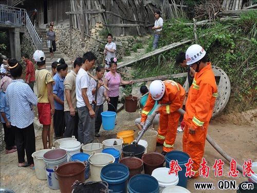 ��ħ���u͹�@܊������ ���������ٱ��V�͸�¶