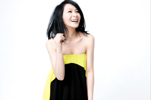 ����Ӣ ���Ϲ������Ǹ�ɶ�ģ�(�D)