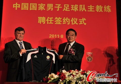 ���R����ʽ���s�Ї���f ����ʷ�ϵ���λ��