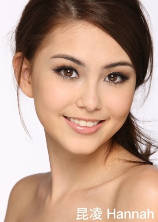 �ܽ܂���e������ ��ģJŮ�ɸ���ˮ�棨�D��