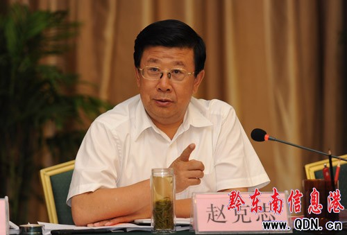 ʡ�L(zh��ng)�w��־����կ�h�{(di��o)�У��M�D��