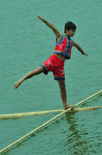 �w�����������Ӿ��\(y��n)��(hu��) �Ž�