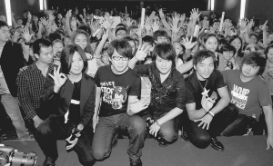 �������Ӱ�F(xi��n)�ں����� ����������˦����