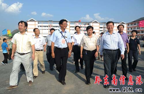 ������ʇ���(li��n)�Ϲ����M����կ�h�{(di��o)�У��D��