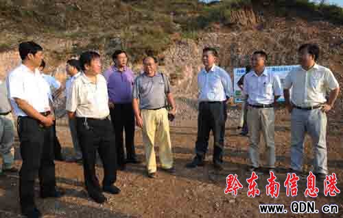 ������ʇ���(li��n)�Ϲ����M����կ�h�{(di��o)�У��D��