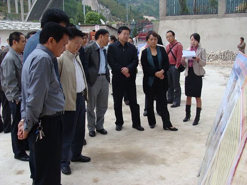 �����Ϲ����M(����I�M)���P�����{��