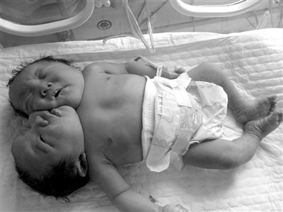 �Ĵ�һ�r(n��ng)�D�����p�^Ů�� �t(y��)���Q���߂���x�l��