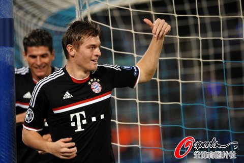 �W��-�ǲ���˹1-1ƽ���� �F�l(w��i)��������˹ʧ�c(di��n)