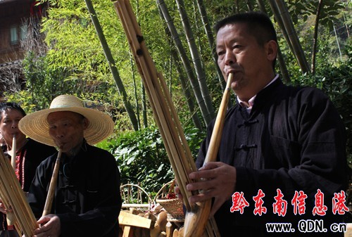 ��100������ِ������֮��:����ǧ����կ(�M�D)