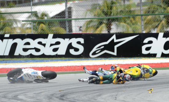 Ħ��܇ِ�R��վ��ج�� ����܇������ɪ������