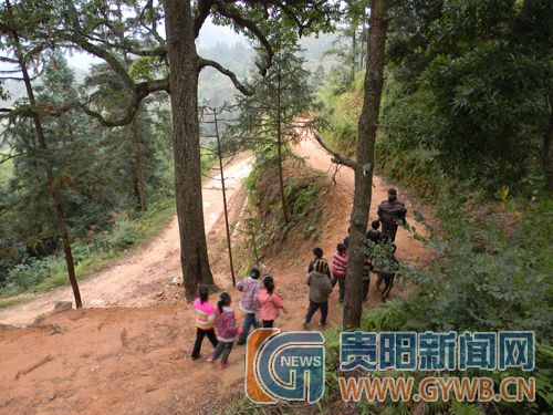 �ώ��ļ�� ɽ���޵ġ�У܇��