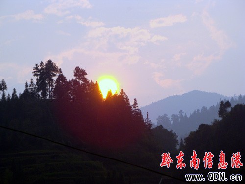 �\����`�l(xi��ng)��կ�壺�ֺ�Ϧ��뮋�����D��