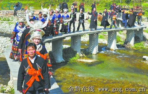 �ϰٔzӰ��׷����������L(f��ng)���A(y��)�ݻ�Y���D��