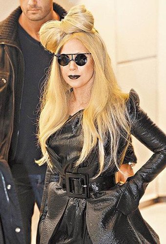 Lady Gaga픺����Y���� �l���؏ͱ��ɼ��F(�D)