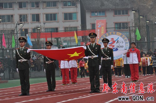 �����e�k�¿h�ǵ�һ���\�ӕ�ϲӭ���꣨�D��