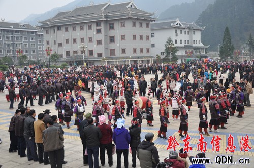 ����ǧ��ʢ�b�ȹľ`������ ���[�Ƿ�ӭ�´�