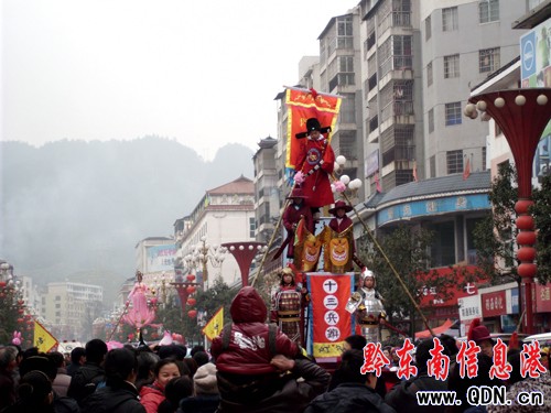 ��ƽ�깝��Ӹ߳����𣨈D��