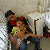 ����һ��3�q��ͯ����͹�����t�����z��l�F����θ����һ��δ���͵�̥��