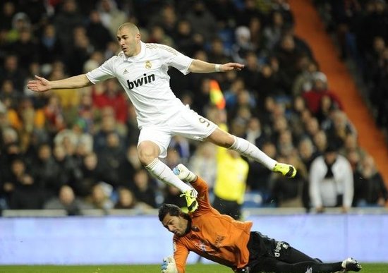 ���R�ɴ����h���涷�G ����200��(zh��n)PK��11��