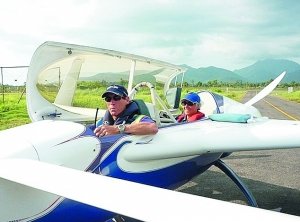 Ӣ��D����һ��С���w�C(j��) ������˭h(hu��n)����