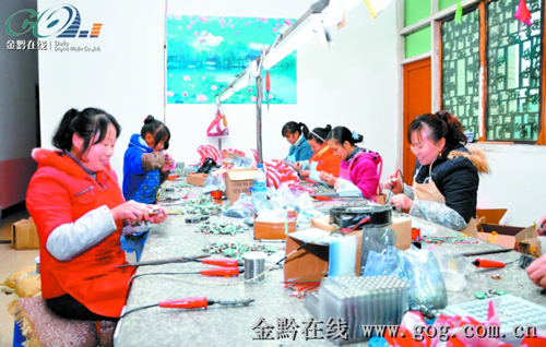 ���조�w�㽛�����ٰlչ �����¸������l(�D)