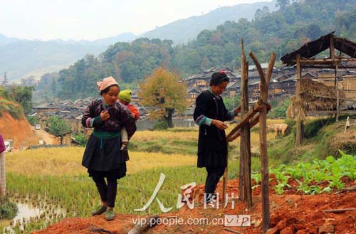 �Ҽґ�������һ��һŮ�����������ռ�ﶱկ