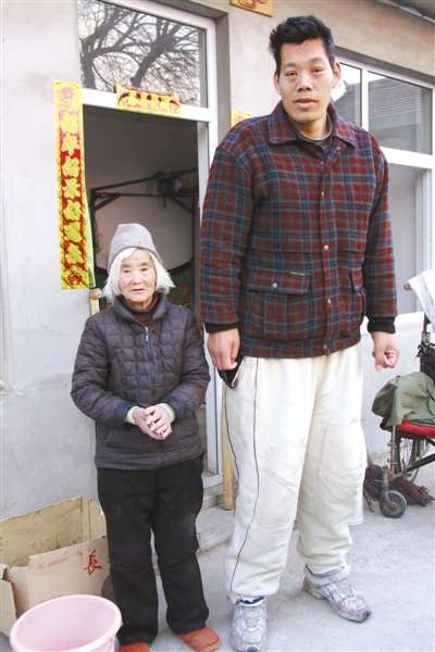 Ҧ��ǰ�(du��)������������� �󿵏�(f��)���ĽӼ{(�D)