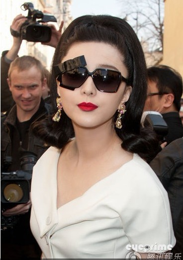 ���ݴ����ء��f�����а巶���� ���ĸɰT�o�ζ